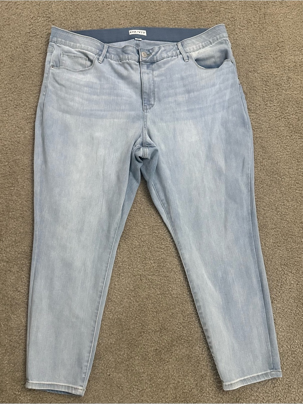 Ava & Viv Women's Plus-size Light Wash Ankle Stretch Jeans